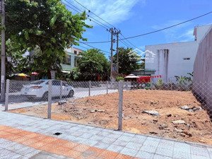 bán lô đất 2 mặt tiền mẹ thứ & trần tử bình. vị trí đẹp hội đủ yếu tố tài lộc bình an sinh khí