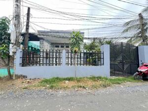 Nhả hẻm sân rộng xã Hựu Thạnh, Đức Hòa tdt 142m2 2pn , 2wc giá 1,4 tỷ