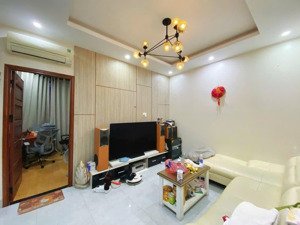 bán tòa căn hộ 4 tầng 2 mặt tiền đường trần nhân tông, đang có 7 căn cho thuê, dòng tiền ổn định