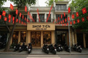 thuê thẳng nhận mbkd ngay tại nhà thờ mặt tiền siêu rộng 4m