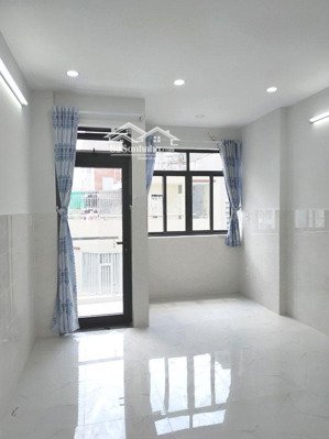 cho nữ thuê phòng trọ q.bình thạnh, 25m2 mới đẹp, ban công, cửa sổ, hẻm 7m. giá rẻ nhất khu này.