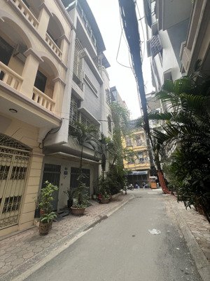 quá hiếm phố đặng tiến đông-52m*5t*mt5m*giá 16,8tỷ-ô tô đỗ cửa-ngõ thông-2thoáng-ở kết hợp kd quá t