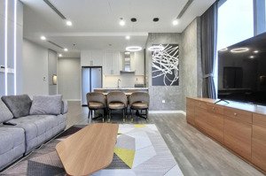 chính chủ bán căn góc- giá rẻ 110tr- mới chưa sử dụng- view đỉnh hồ tây và starlake