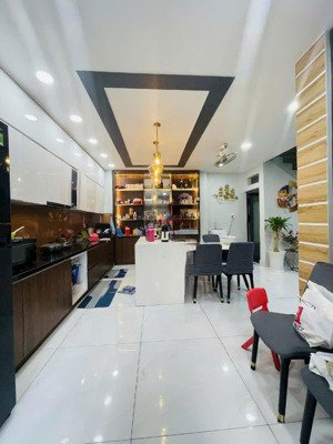 huỳnh văn gấm,tân phú,ngang 7,4m - biệt thự mini siêu đẹp,ngay trường chinh, cộng hòa...hẻm bagac