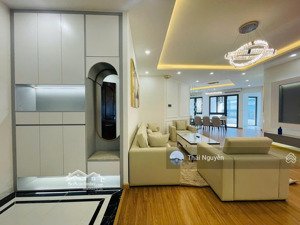 chính chủ bán căn góc 155m 3pn-2wc tòa 17t2 hoàng đạo thúy, ban công đông nam, nhà đẹp. giá 12,5 tỷ