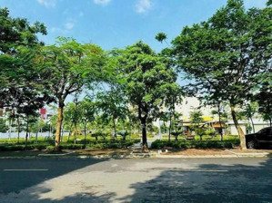 bán lô đất phố ngọc thuỵ gần công viên đường 3 ô tô tránh giá tốt