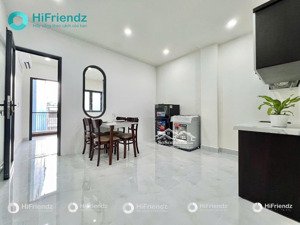 căn 1 phòng ngủ ngắm trọn trung tâm thành phố sát hàng xanh