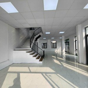 cho thuê biệt thự an vượng viila hoàn thiện full nội thất , không giới hạn mục đích sử dụng.