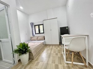 căn hộ studio cửa sổ 20m2 full nội thất - ngay chợ bà chiểu - trường đại học văn lang