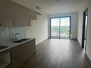 chính chủ cần bán 1pn 47,8m2 tại zurrich 1, tầng trung, view thoáng sẵn slot ô tô. lh 