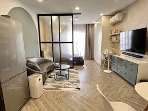 bán gấp căn hộ đẹp tại nguyễn xí, 2,55 tỷ, 38m2, view sông cực đẹp lh em phi xem nhà ạ