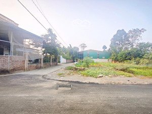 bán lô góc hai mặt tiền 251m2 có 120m2 thổ cư tại làn 2 dh09 tại hoà trúc, hoà thạch, 25tr/m2