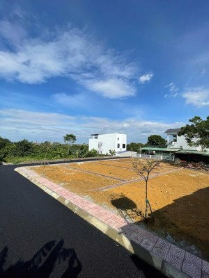 chỉ 2,6 tỷ có ngay lô đất 213m2 có 100m2 đất ở tại hoà trúc, hoà thạch, quốc oai