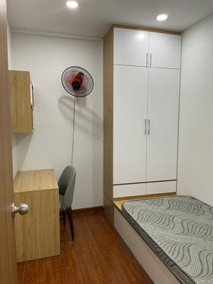 bcons greenview 2pn,2wc full nội thất chỉ 2,240 triệu bao thuế phí, view landmark 81, mặttiền ql1k