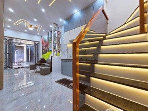 ko còn căn thứ hai, nhà 2 tầng, hẻm xe hơi thông, 3 pn, dương quảng hàm gò vấp chỉ nhỉnh 4 tỉ