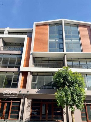 bán liền kề phố biển 85m2 giá 12,3 tỷ hướng đông nam tại vinhomes ocean park 3 hưng yên