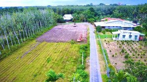 cần bán gấp lô đất 200m2 đường gia huỳnh, trảng bàng, tây ninh giá 800 triệu. shr