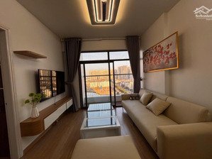 bán căn hộ 2 ngủ tầng 10 toà 18t2 golden an khánh full nội thất ban công đông nam lh xem nhà 24/24