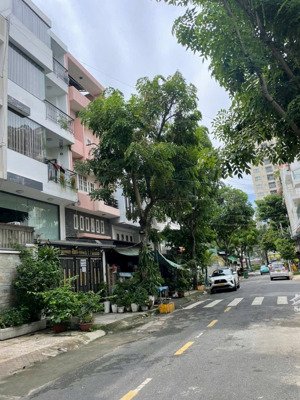 kdc trung sơn đại gia mt kinh doanh đắc địa nhà 6 tầng 8pn - có hầm gần view sông