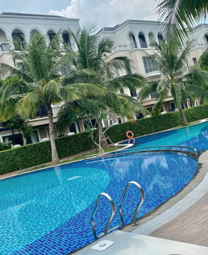 chủ nhà cần tiền gấp bán nhanh! biệt thự song lập có không gian xanh sau nhà, thoáng đãng xanh ngát