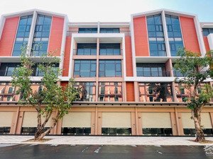 siêu hot shophouse 70m2 đường lớn đại lộ hừng đông 25m chỉ 10,9 tỷ giá rẻ nhất vin ocean park 3
