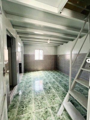 bán nhà 190m2, 6.92x24, nở hậu, 1 kiot + 11 phòng, mặt tiền đường số 6 lò lu, p. trường thạnh, q9