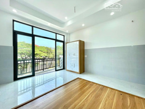 cho thuê studio có balcon siêu thoáng ngay làng đại học, ql1k, phạm văn đồng, ngã 4 thủ đức