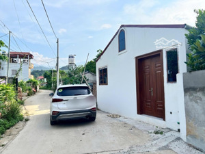 bán đất sẵn nhà 86m2 giáp xanh vilas gần bến metro5 gần đại học qghn giá tốt