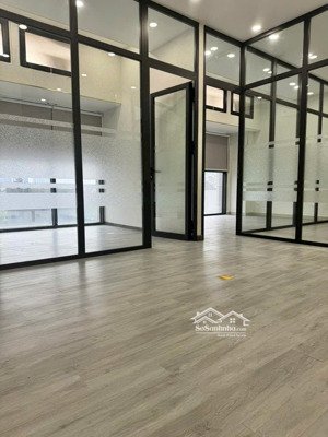văn phòng 100m2 cho thuê giá chỉ 23 triệu/tháng