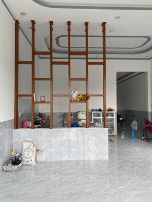 cần vốn làm ăn nhà cấp 4 mới xây