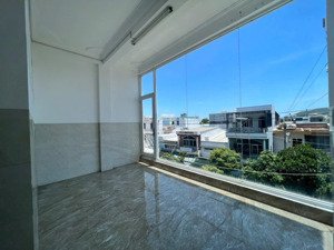 bán nhà mặt tiền tôn đức thắng gần sungroup kinh doanh tốt