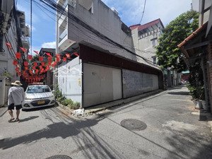 bán đất tặng nhà c4 - dương nội - ô tô ngủ trong nhà - lô góc - ngõ thông