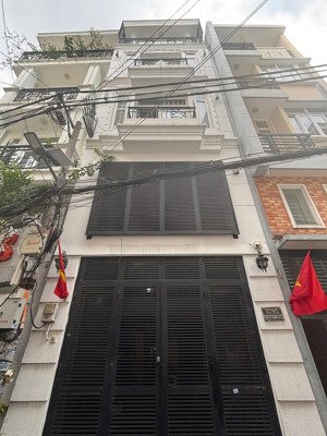 siêu phẩm huỳnh văn bánh nhà đẹp vuông vức 4 tầng giá chỉ 11.5 tỷ hẻm vip phú nhuận