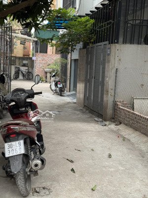 hiếm còn sót lại - đất bát khối -cự khối long biên - gần cầu vĩnh tuy- trương chợ - 40 m - oto