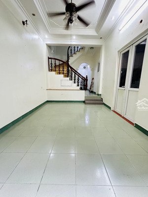 nhà đẹp dân xây ô tô cách 15m ngõ thoáng sạch hàng xóm thân thiện