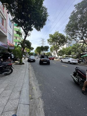 bán đất đường 10m5 huỳnh tấn phát, hải châu. lh tuyết