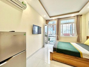 căn studio bancol mới ngay trung tâm phú nhuận, thang máy hầm xe