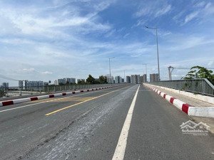 bán gấp nhà c4 - long phước - 104m2 - hxh, ngang khủng 5.7m, chỉ 4.1 tỷ