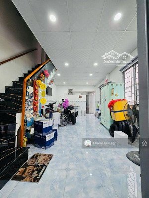 nhà lô góc nguyễn văn nguyễn quận 1 - 50m², 5pn, hẻm thông thoáng, ở ngay hoặc làm chdv - 8.5 tỷ