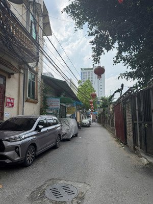 bán gấp nhà phố lụa diện tích 40m2 x 4 tầng ngay cầu am, vạn phúc - ngõ nông gần ô tô, chỉ 7 tỷ