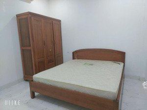 hiếm! nhà gần biển mỹ khê full công năng, giá mềm nhất khu vực