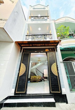 nhỉnh 4tỷ sở hữu ngay nhà nở hậu 4.3m dài 11m, đ.bình đông q8. shr, 3tầng mới đẹp