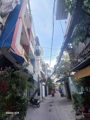 nhà đẹp trung tâm quận 3 5 tầng 58m2, ngang 6,8m 5pn, sân thượng bát ngát, nhỉnh 100tr/m giá 6,9 tỷ