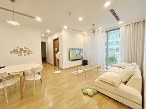 cần bán rất gấp căn hộ 3pn golden park tower 95m2 ban công đb view công viên cầu giấy, giá 10,5 tỷ