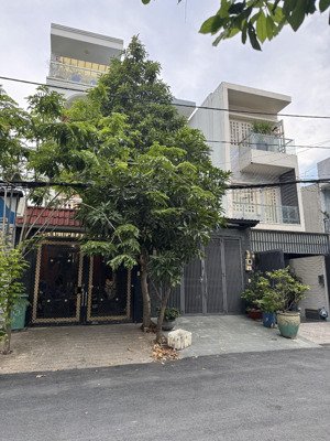 bán nhà 3 tầng 102m2 đường trước nhà rộng 15m. đường số 27, p. hiệp bình chánh. giá 12.5 tỷ tl