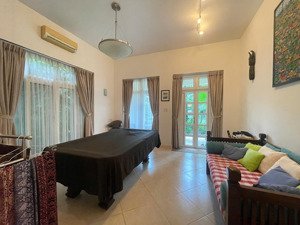 biệt thự khu compound vip 146 nguyễn văn hưởng, thảo điền. 650m2 giá tốt 108 tỷ. 