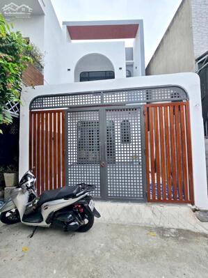 CHỦ CẦN BÁN GẤP NHÀ LẦU VỪA HOÀN THIỆN – VỊ TRÍ TRUNG TÂM – GIÁ CHỈ 650TR