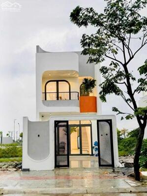 NHÀ ĐẸP CUỐI ĐƯỜNG HUỲNH VĂN NGHỆ – NGAY ỦY BAN – CHỢ CHỈ VÀI BƯỚC CHÂN