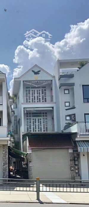 bán nhà mặt tiền đường lũy bán bích, 4mx30m, 1 trệt 2 lầu sân thượng, 15.3 tỷ