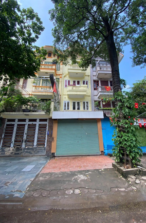 cho thuê nhà văn quán - nguyễn khuyến. dt 80m2, 5 tầng, mt 5m, ô tô đỗ cửa, giá rẻ nhất